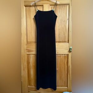 Byer Too! 90’s Y2K Vintage Black Velvet Open Back Formal minimalist HOCO Prom